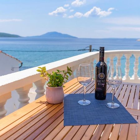 Apartmani Noris Martinšćica Exterior foto