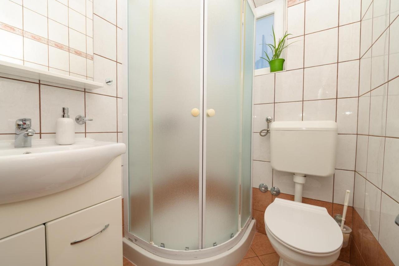 Apartmani Noris Martinšćica Exterior foto