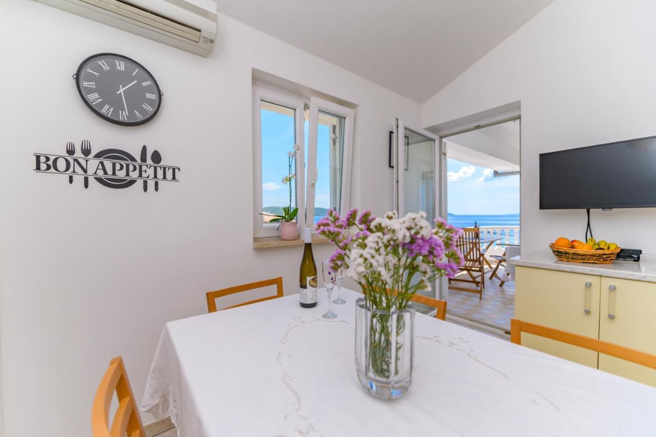 Apartmani Noris Martinšćica Exterior foto