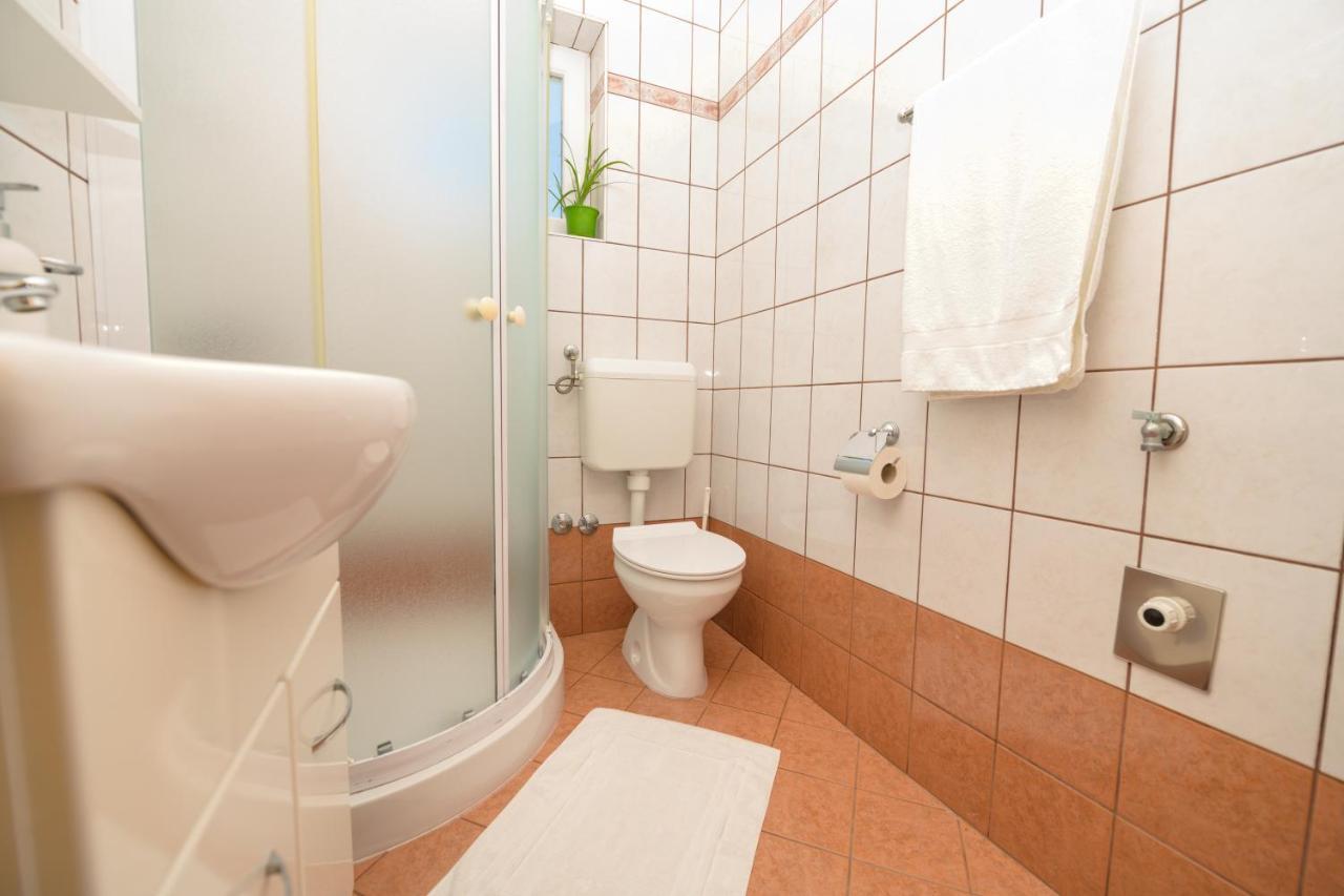 Apartmani Noris Martinšćica Exterior foto