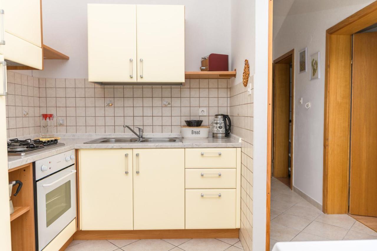 Apartmani Noris Martinšćica Exterior foto