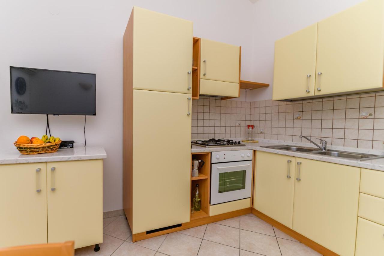 Apartmani Noris Martinšćica Exterior foto